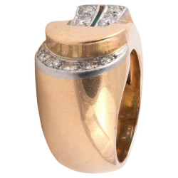 Retro Diamond Emerald and 18 Karat Gold Ring, circa 1945