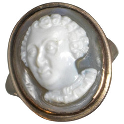 Renaissance Agate Cameo...