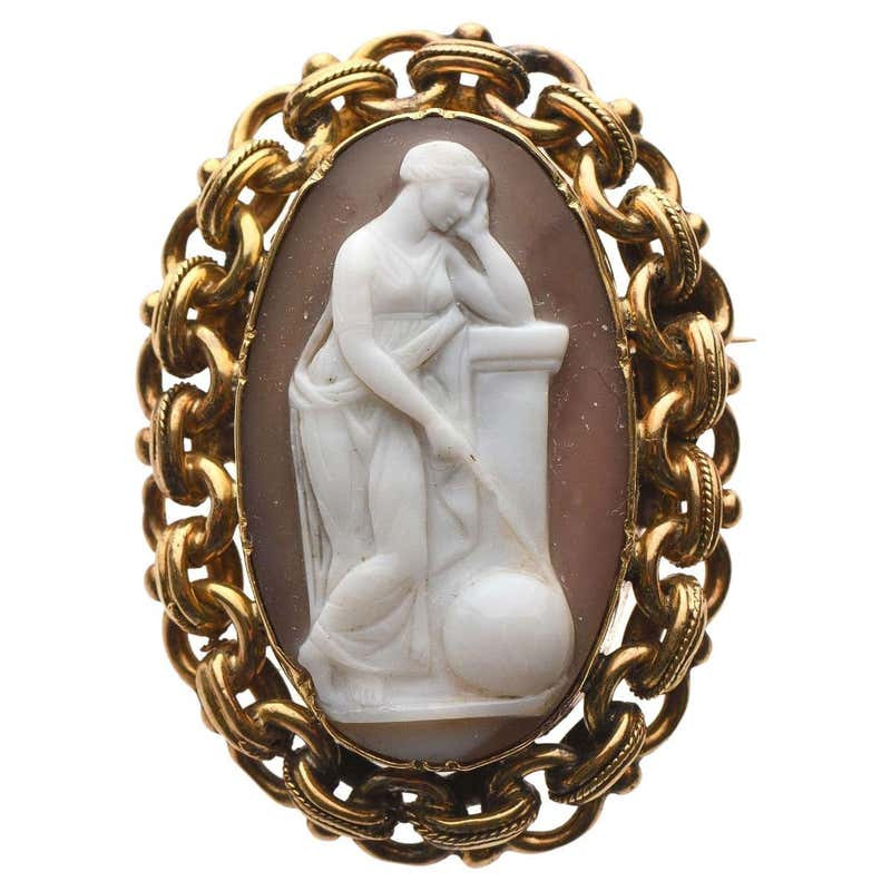 Antique Agate Cameo Brooch