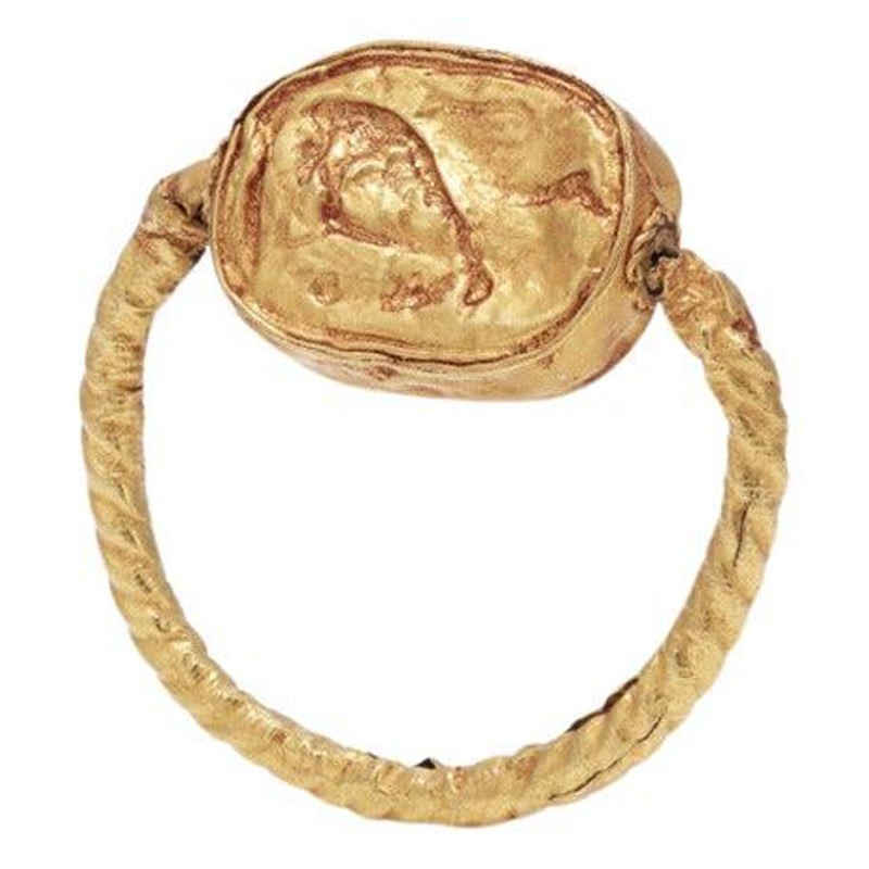 Ancient 22ct Gold Ring With An Etruscan Scarab