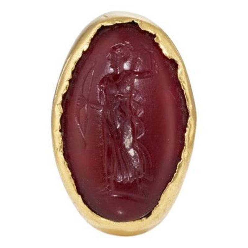 Ancient Roman Gold Ring with Diana Intaglio 2nd Century AD
