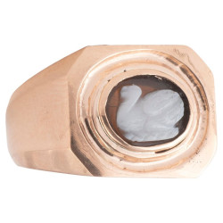 Gold Ring with Swan Agate Roman Cameo 2nd-3rd Century AD