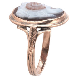 18TH CENTURY AGATE CAMEO OF A GRYLLOS