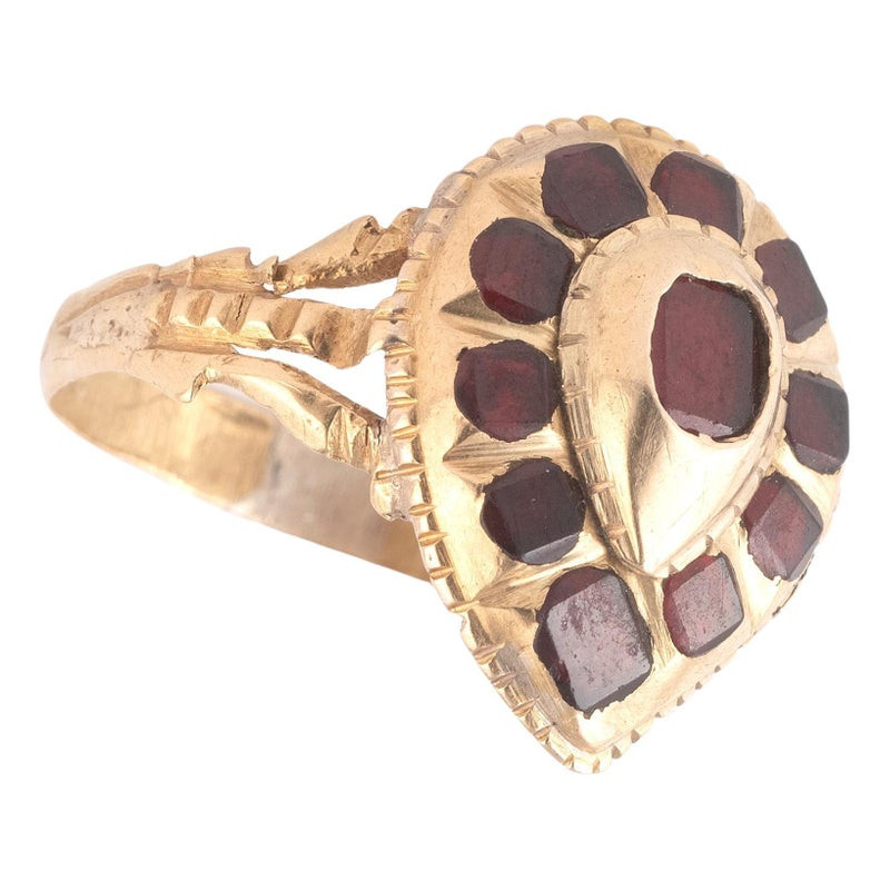 Late 18th Century Gold Garnet Cluster Ring