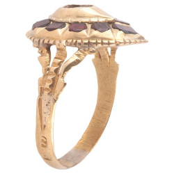 Late 18th Century Gold Garnet Cluster Ring