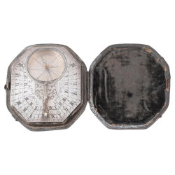 Rare Silver Pocket Sundial And Compass By Michael Butterfield Paris Circa 1700