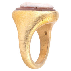 Renaissance 18kt Gold Agate Cameo Ring Depicting Charles V