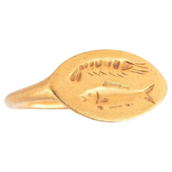 Greek Gold Ring with Fish and Crustacean, 4th Century BC