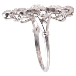 Belle Époque Platinum & Three Stone Old Cut Diamond Ring 1900's