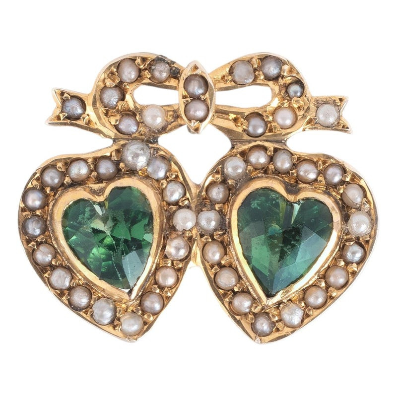 Late Victorian Peridot Pearl Gold Twin Heart Cluster Ring