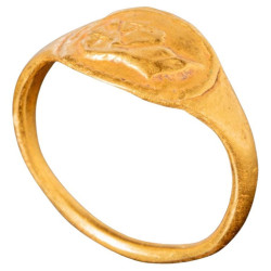 Hellenistic 22k Gold Signet Ring with Ruler Bust, Greece, Circa 300 B.C.